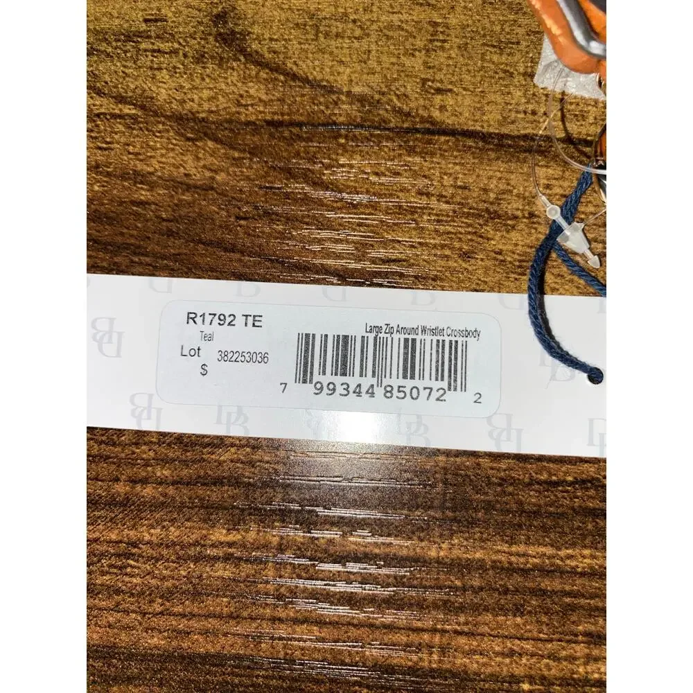 Dooney & Bourke Teal Pebble Leather Zip Around Crossbody Wallet NWT - Picture 10 of 12